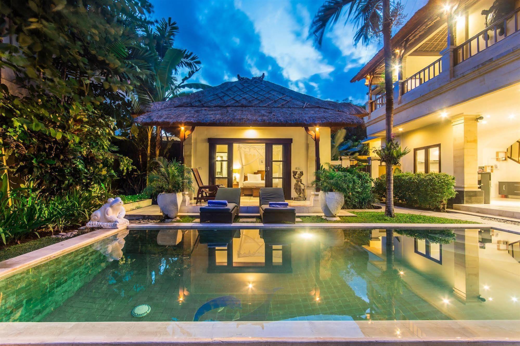 Villa Krisna 塞米亚克 外观 照片